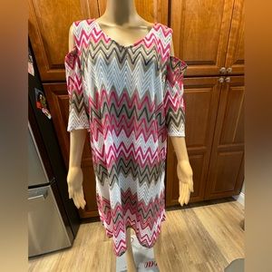 Tacera knit cold shoulder pink brown and white chevron dress size 2X